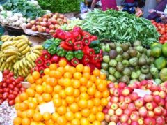 fruits_vegetables_market_241221_m
