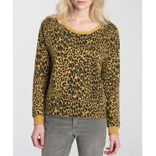 sweat  ©Urban Outfitters leopard
